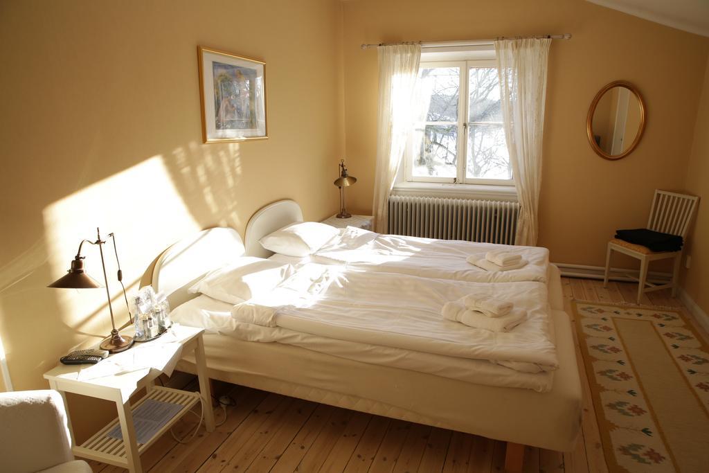 Kaggeholms Slott Bed & Breakfast Ekerö Екстериор снимка